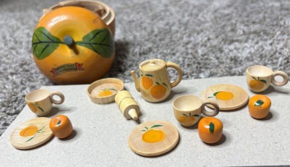 Antique APPLE Wooden TEA SET 1937 Texas Pan American Artisan Painted RARE
